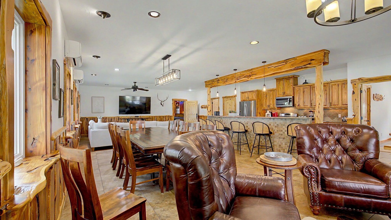 Photo of Livingroom in Johnson City
