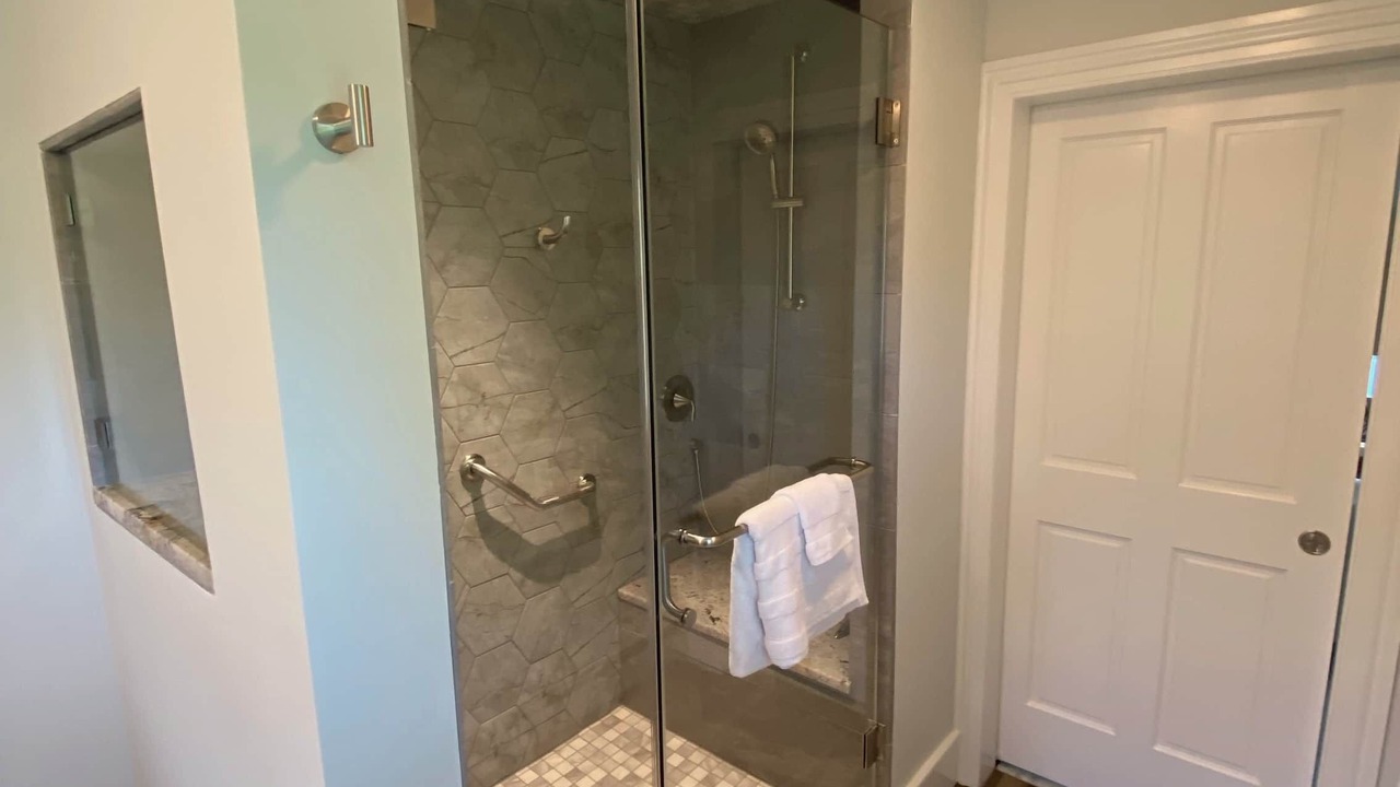 Photo of Bathroom in Still Pond