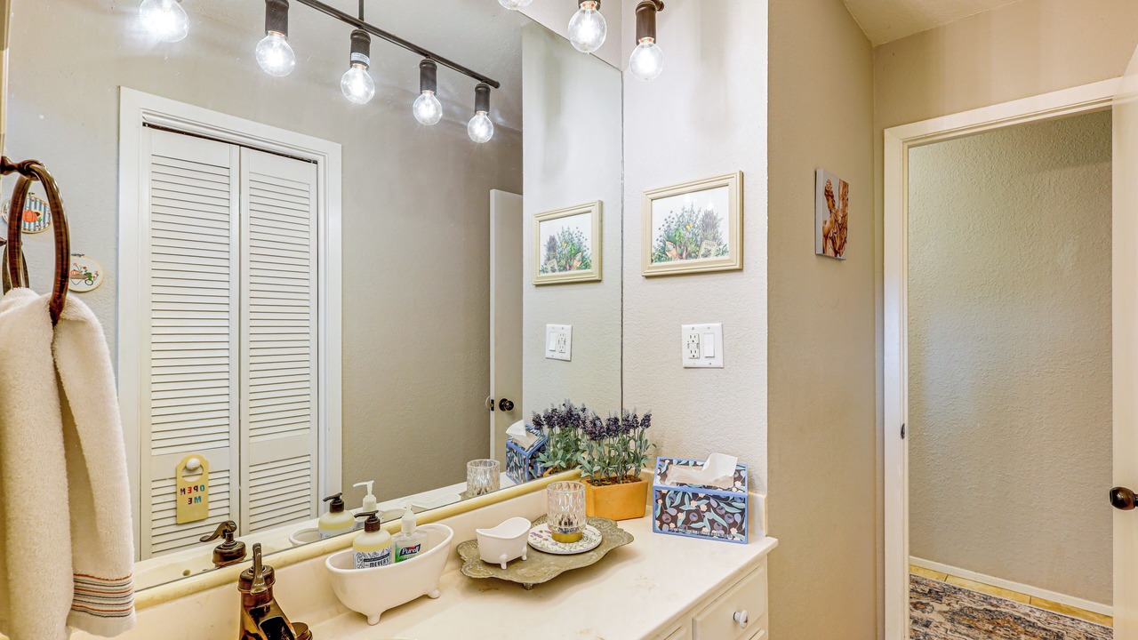 Photo of Bathroom in Valley Mills