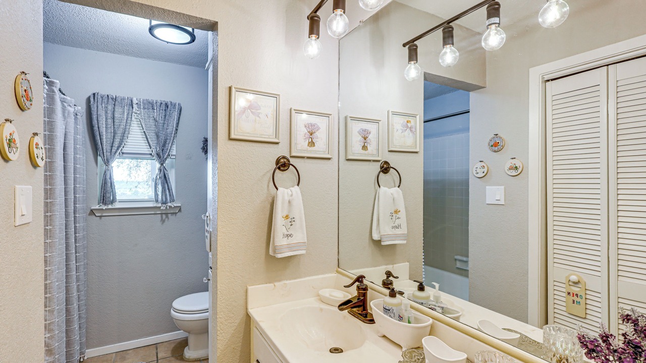 Photo of Bathroom in Valley Mills