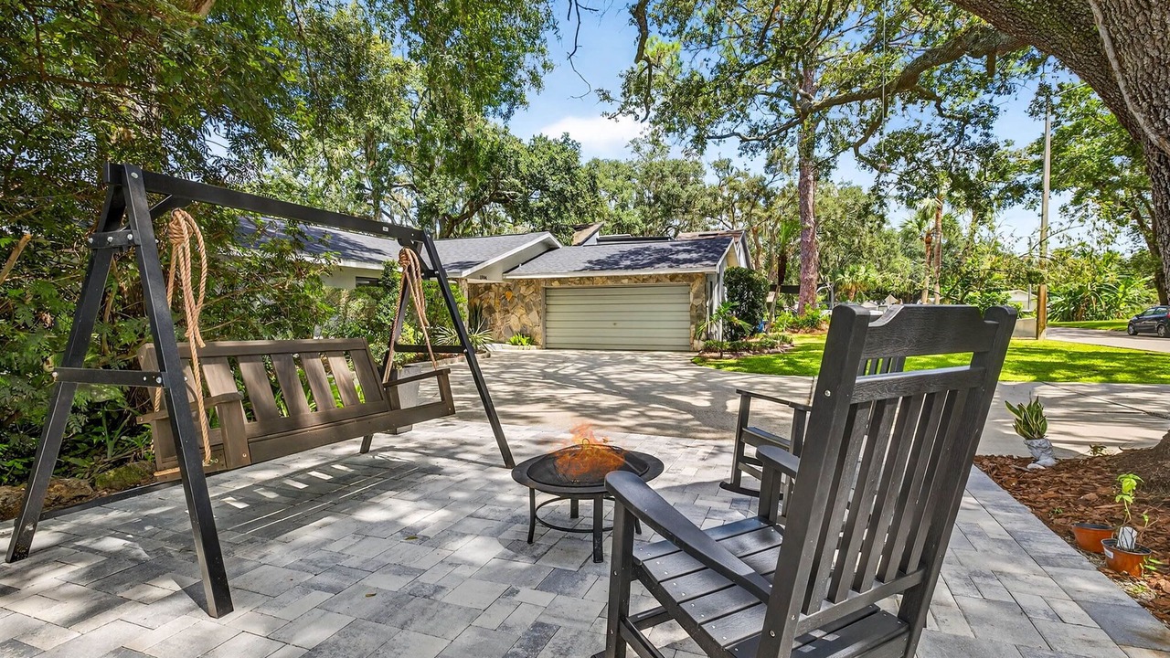 Photo of Patio Balcony in Seffner Community Alliance