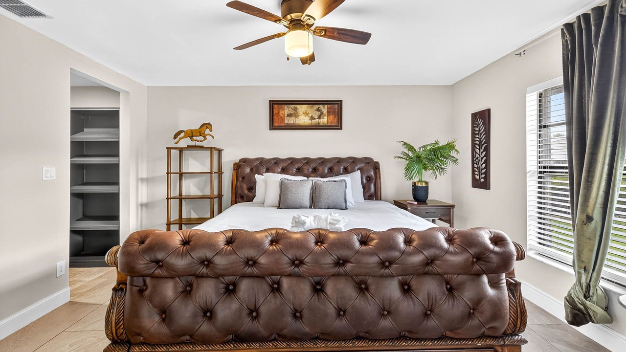 Photo of Bedroom in Seffner Community Alliance