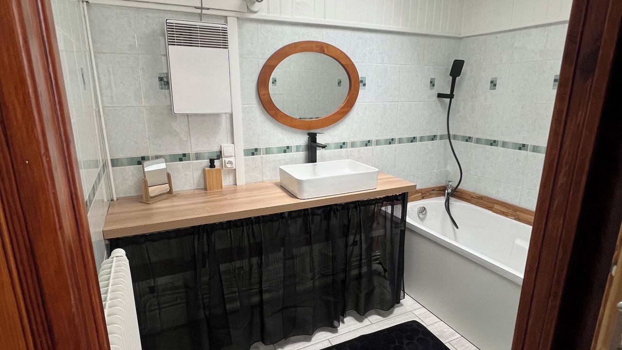 Photo of Bathroom in Longueau