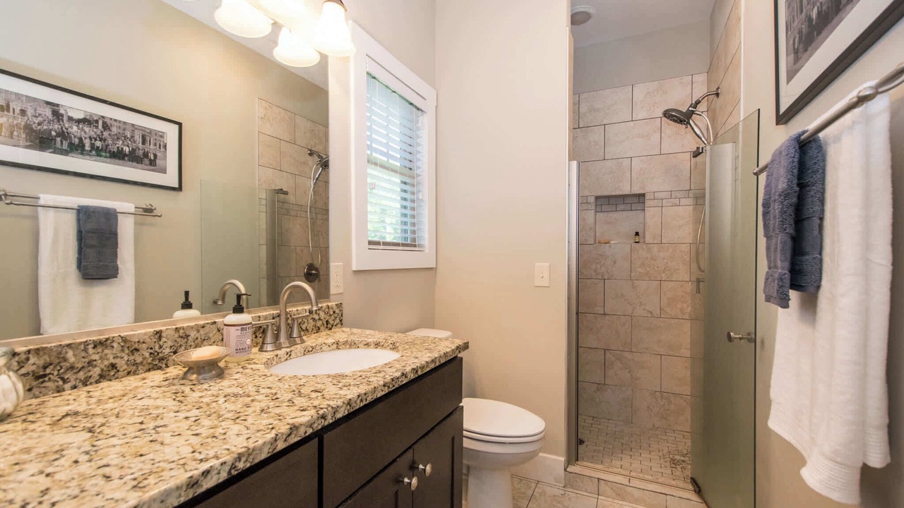 Photo of Bathroom in Arden