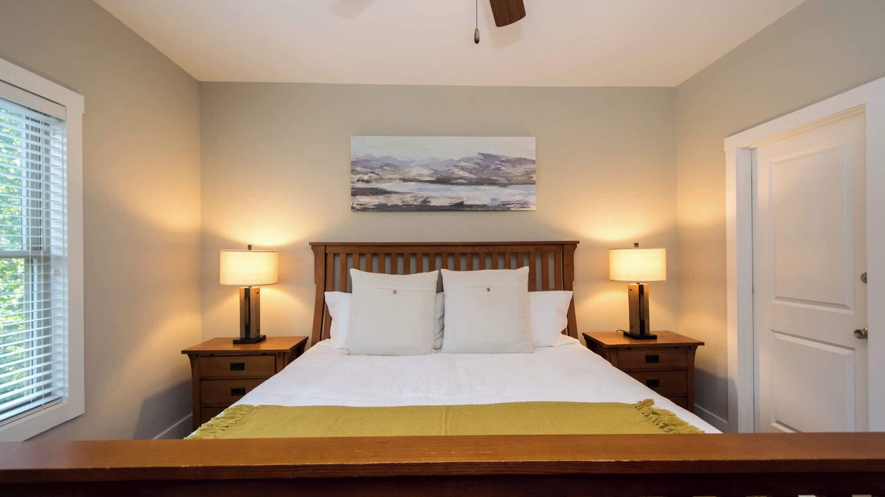 Photo of Bedroom in Arden
