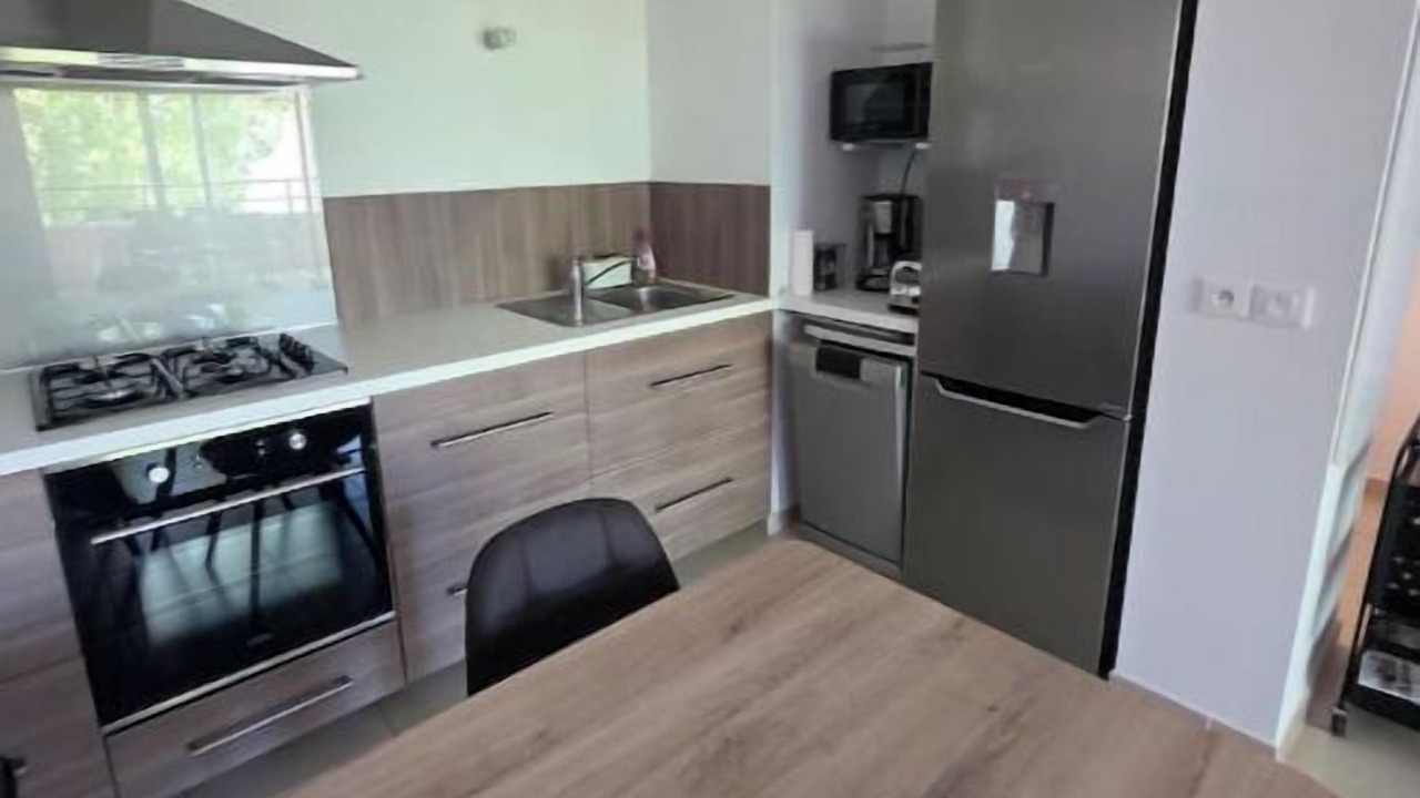 Photo of Kitchen in Hyeres City Centre