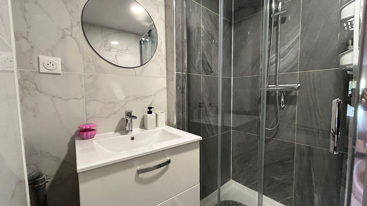 Photo of Bathroom in Coursan