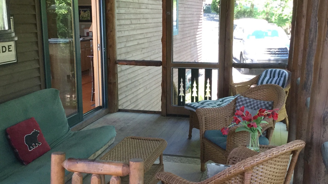 Photo of Patio Balcony in Schroon Lake