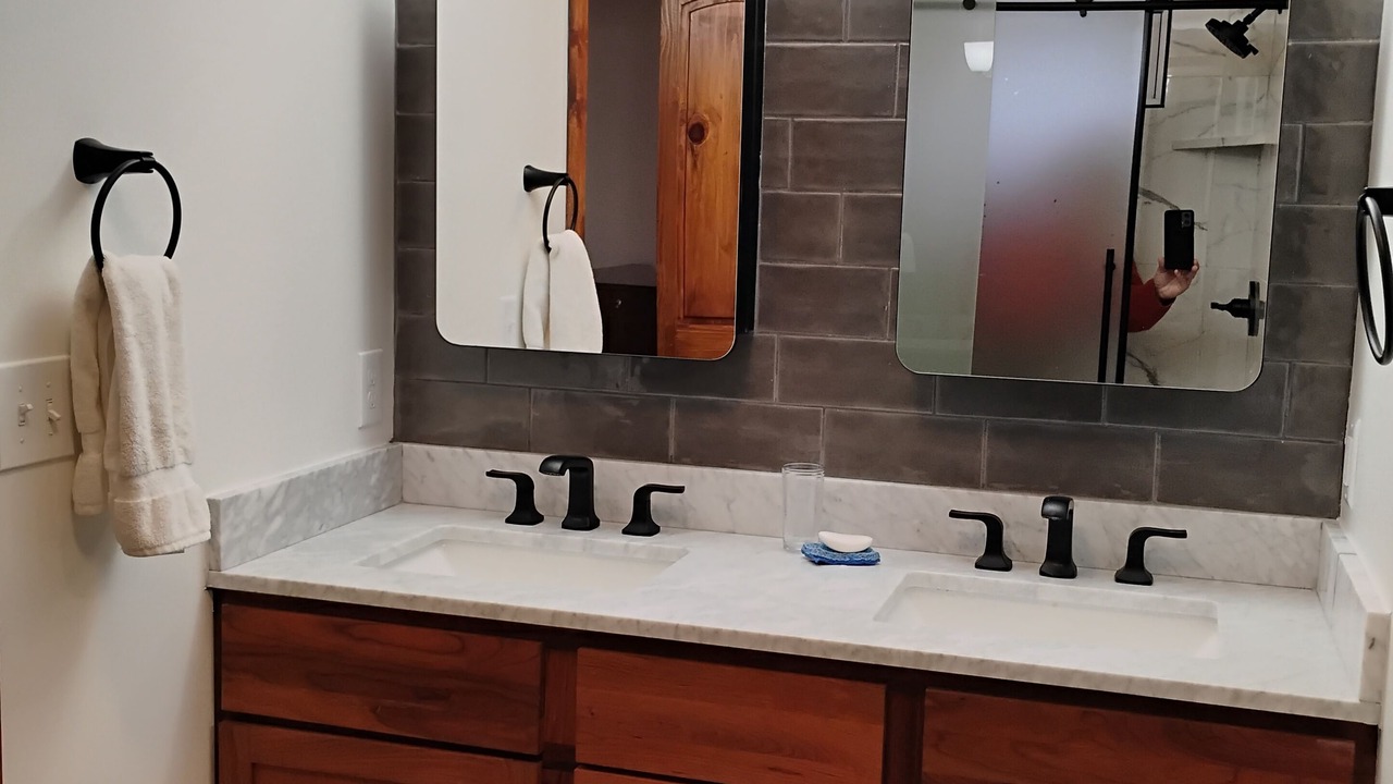 Photo of Bathroom in Waldron