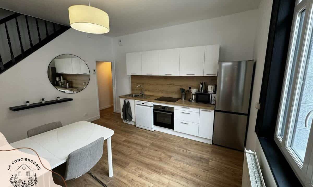 Photo of Others in Lens