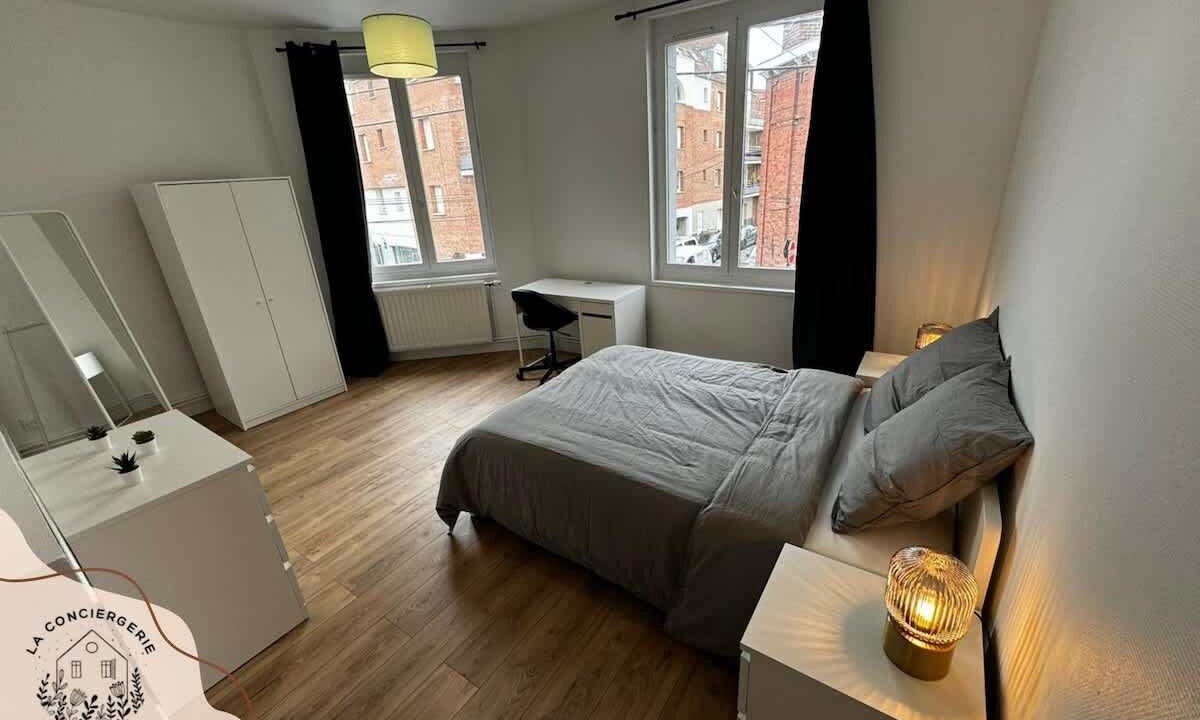 Photo of Others in Lens