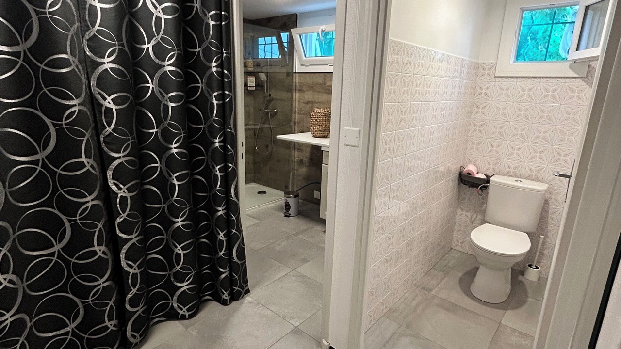 Photo of Bathroom in Gard Rhodanien