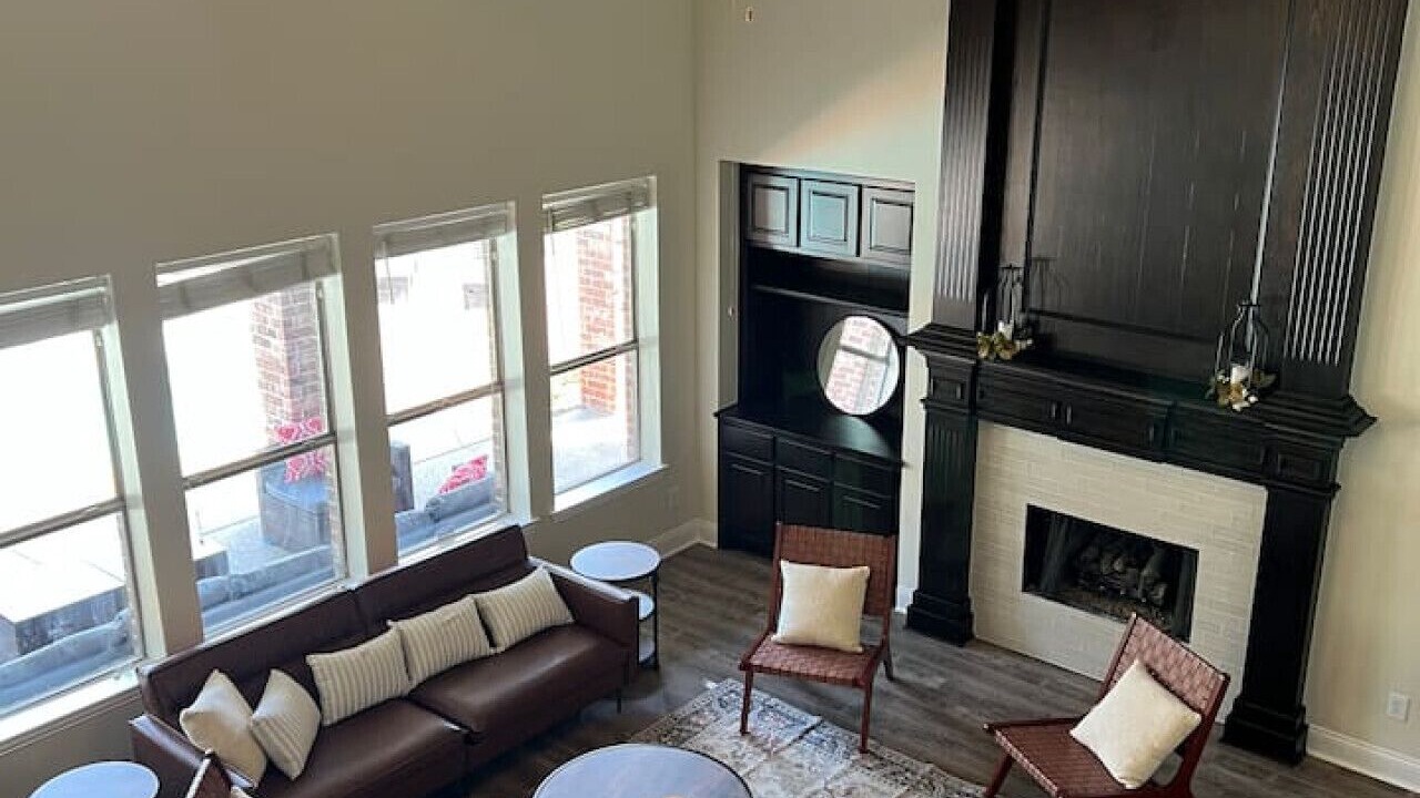 Photo of Livingroom in Allen