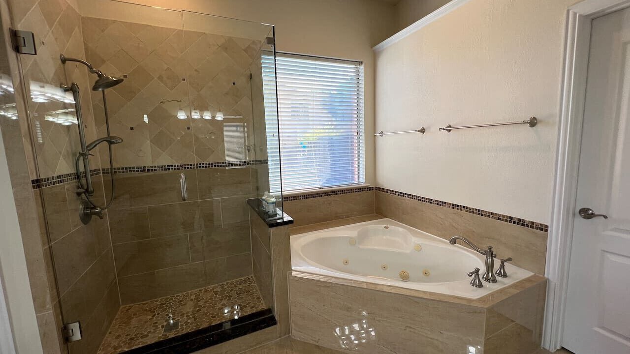 Photo of Bathroom in Allen