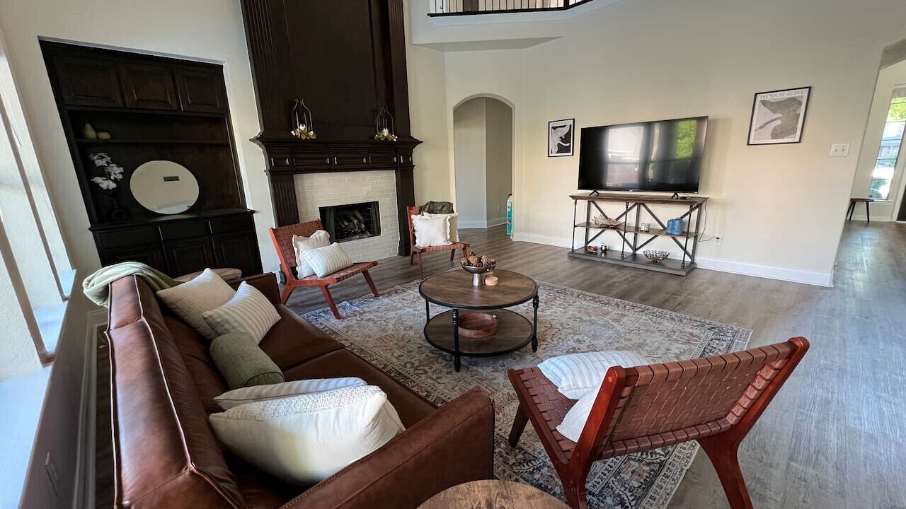 Photo of Livingroom in Allen