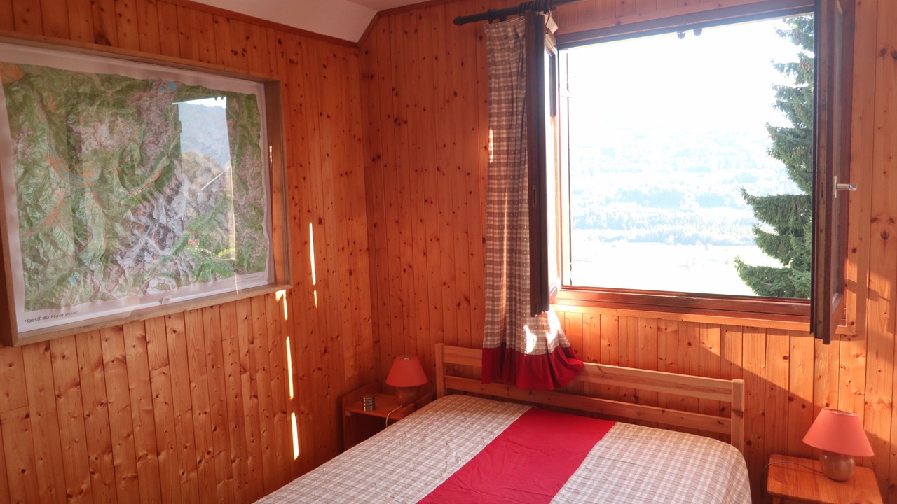 Photo of Bedroom in Taninges