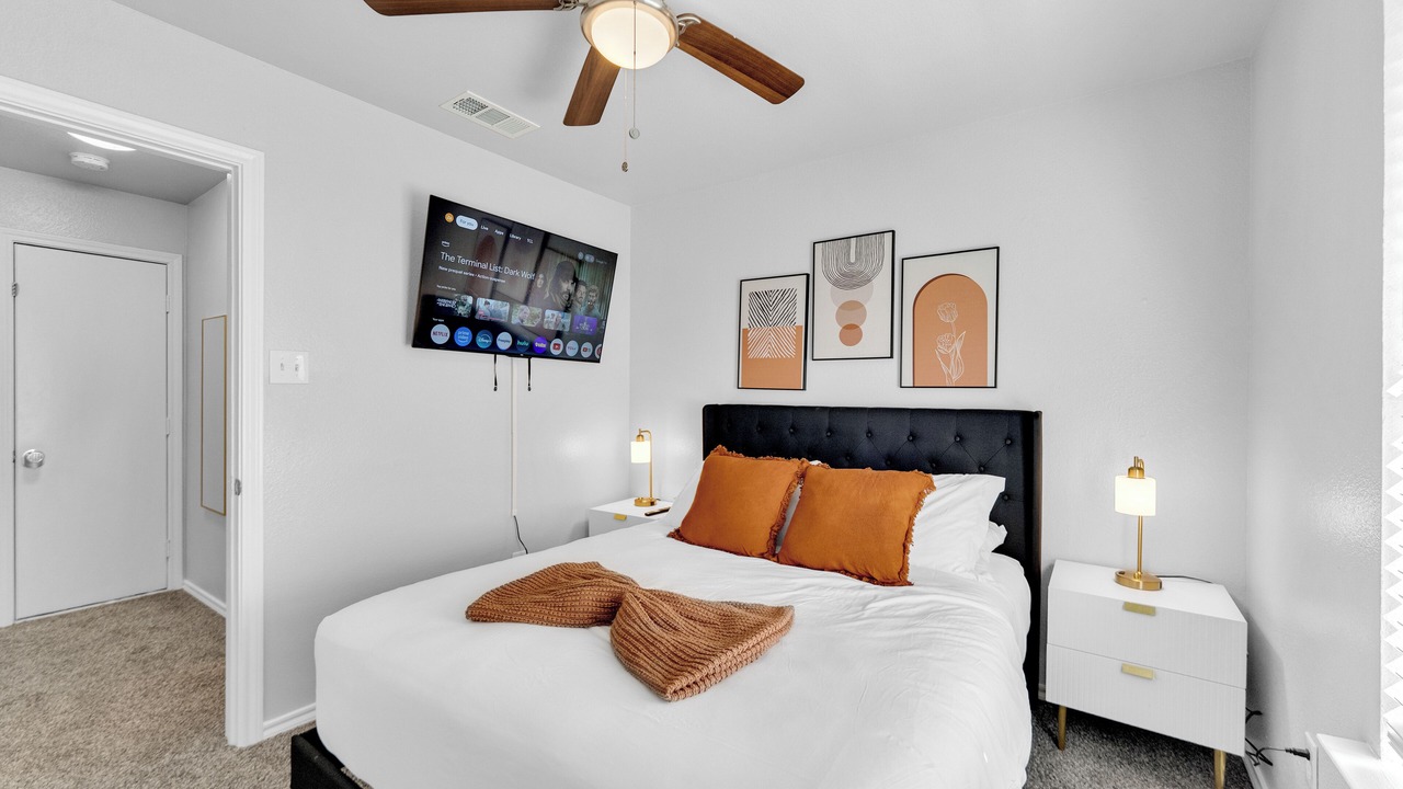 Photo of Bedroom in Glenn Heights