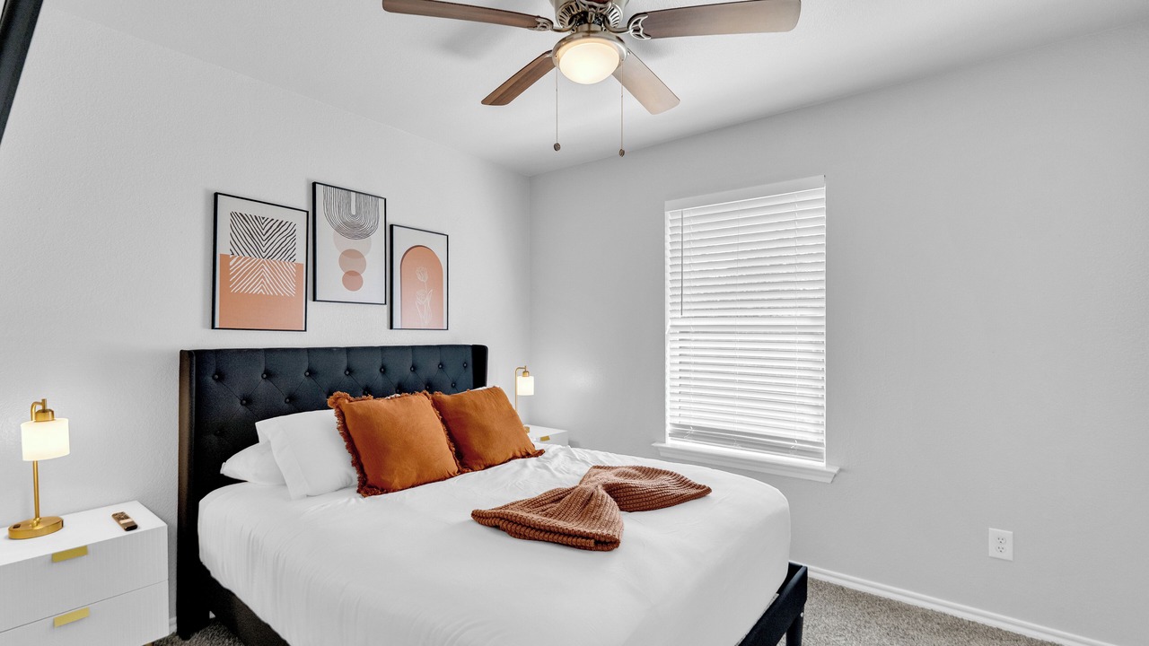 Photo of Bedroom in Glenn Heights