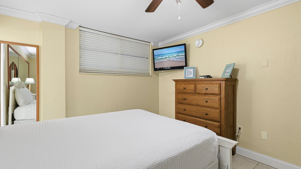Photo of Bedroom in Lenox Park