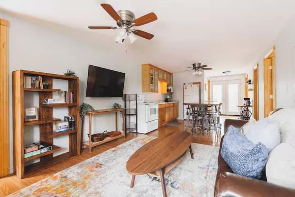 Photo of Livingroom in Lambton Shores