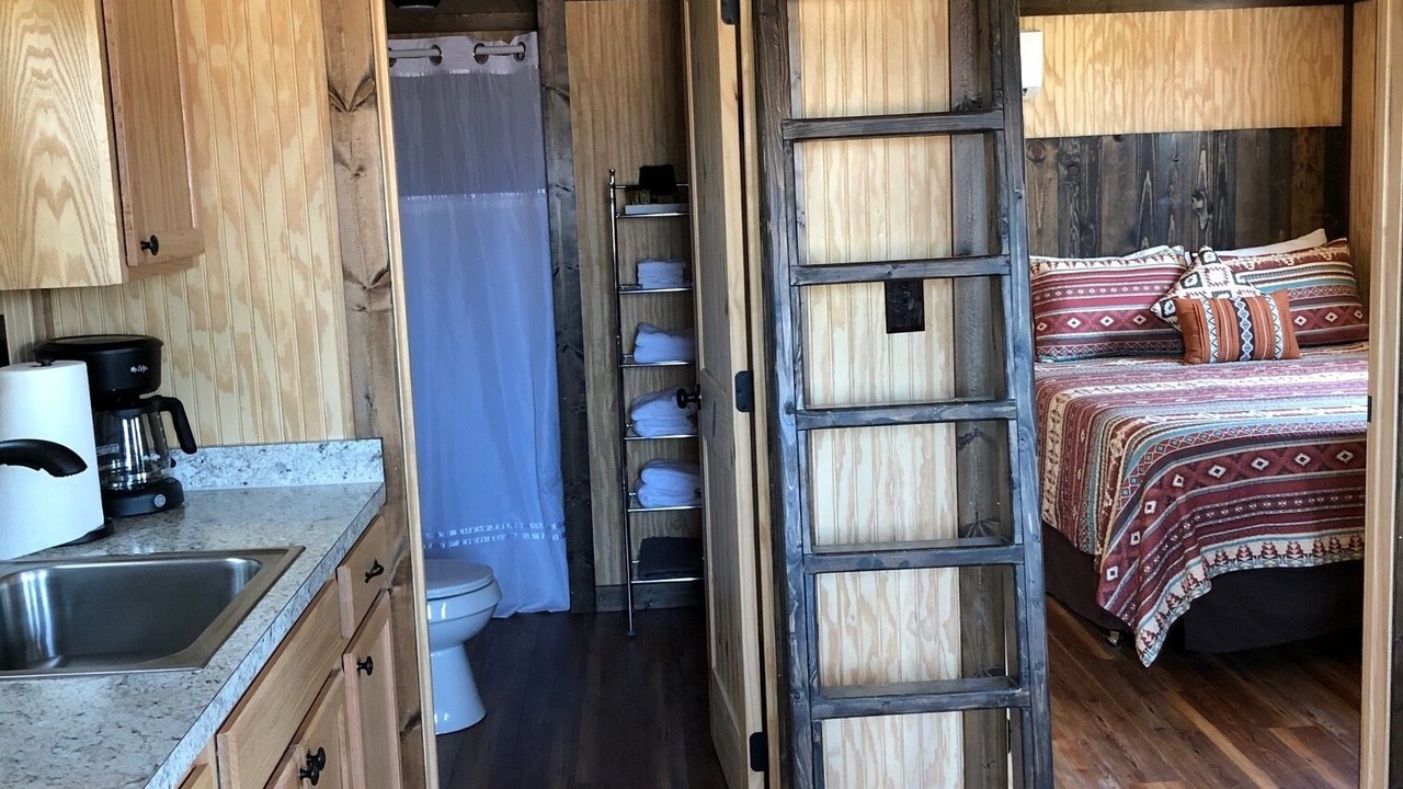 Photo of Bedroom in Glen Rose