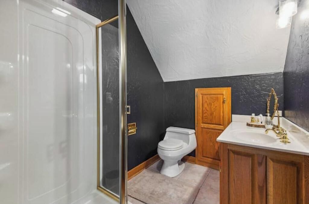 Photo of Bathroom in Bowring