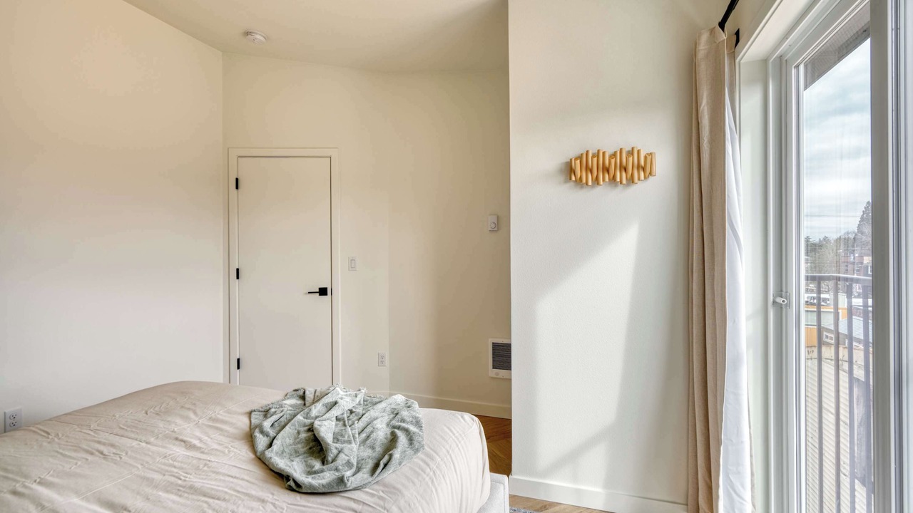 Photo of Bedroom in Alberta Arts District