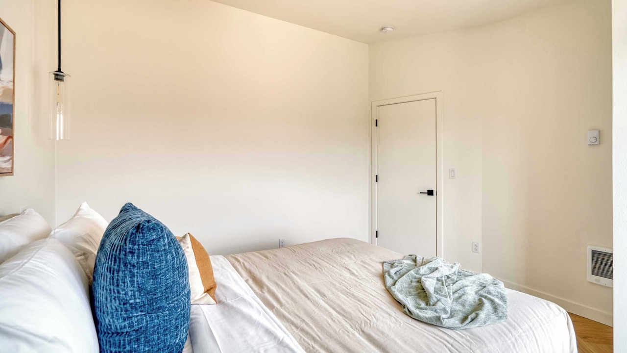 Photo of Bedroom in Alberta Arts District