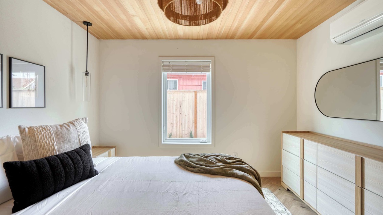 Photo of Bedroom in Alberta Arts District
