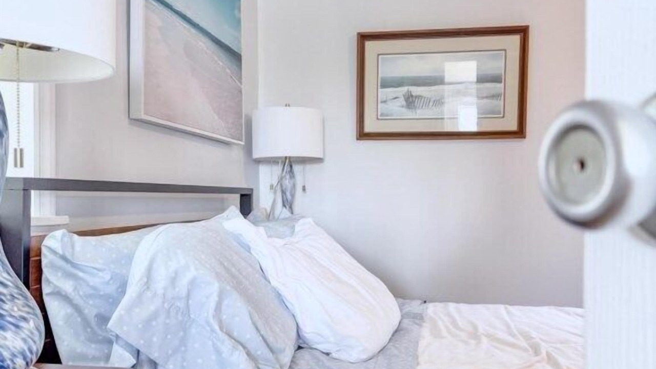 Photo of Others in Silver Beach