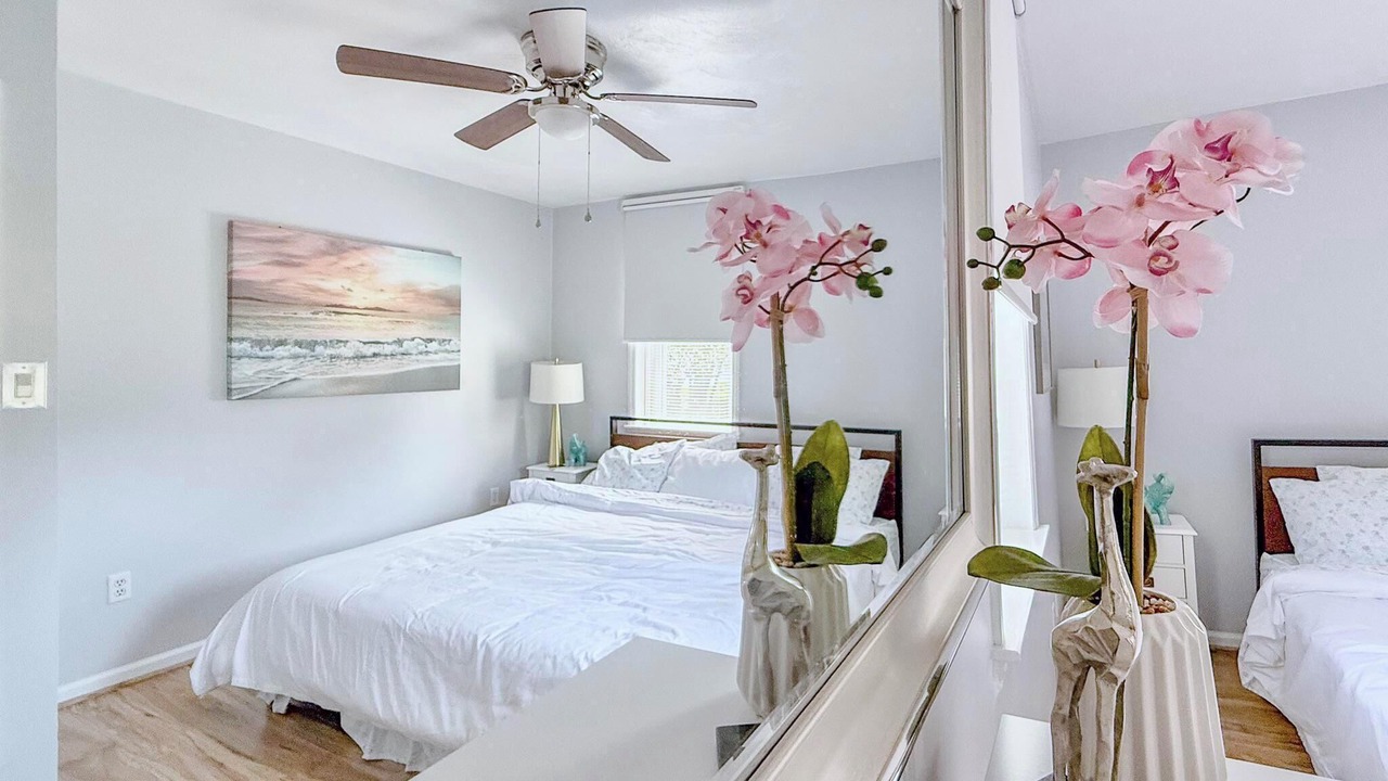 Photo of Others in Silver Beach