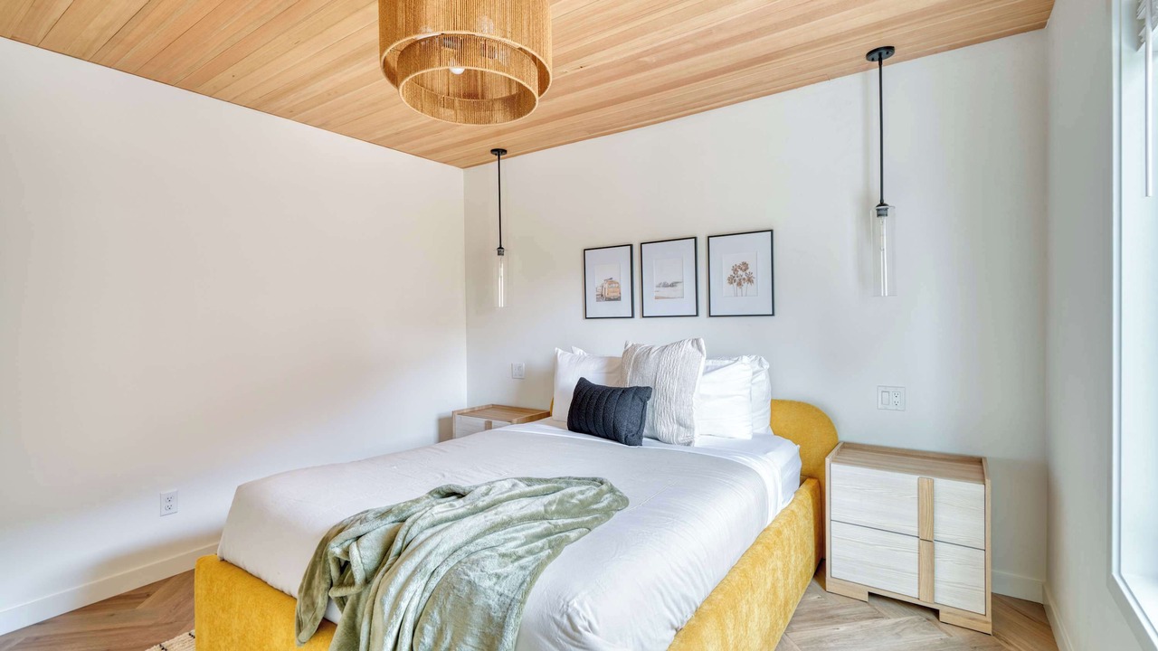 Photo of Bedroom in Alberta Arts District