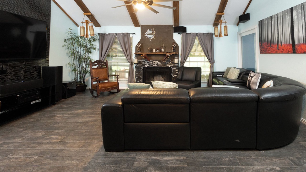 Photo of Livingroom in South Arlington