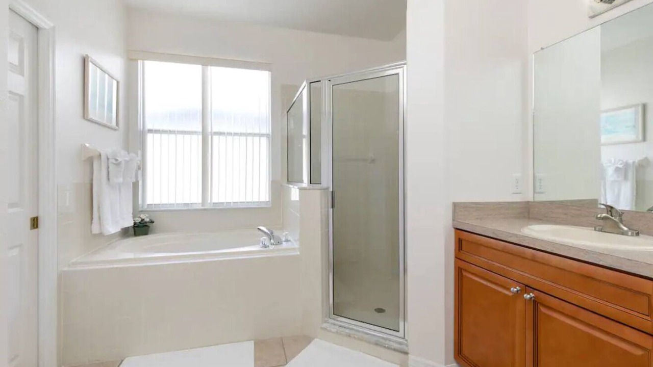 Photo of Bathroom in Calabay Parc