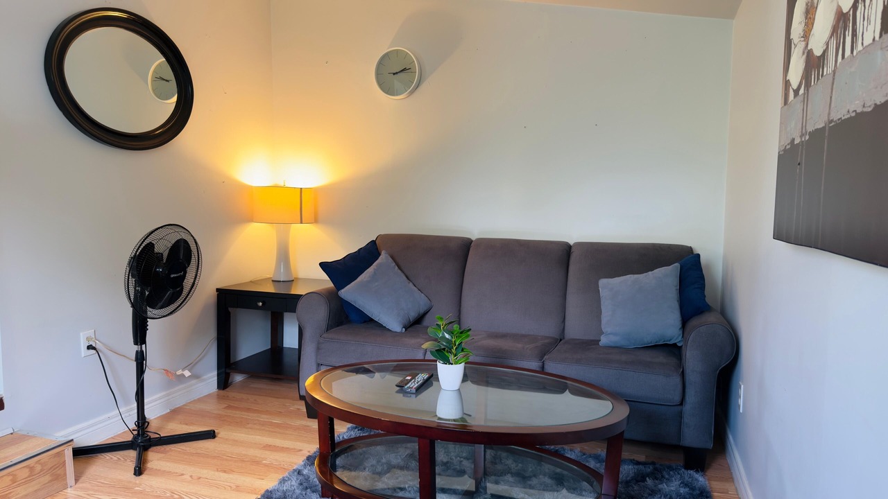 Photo of Livingroom in Bridgeview