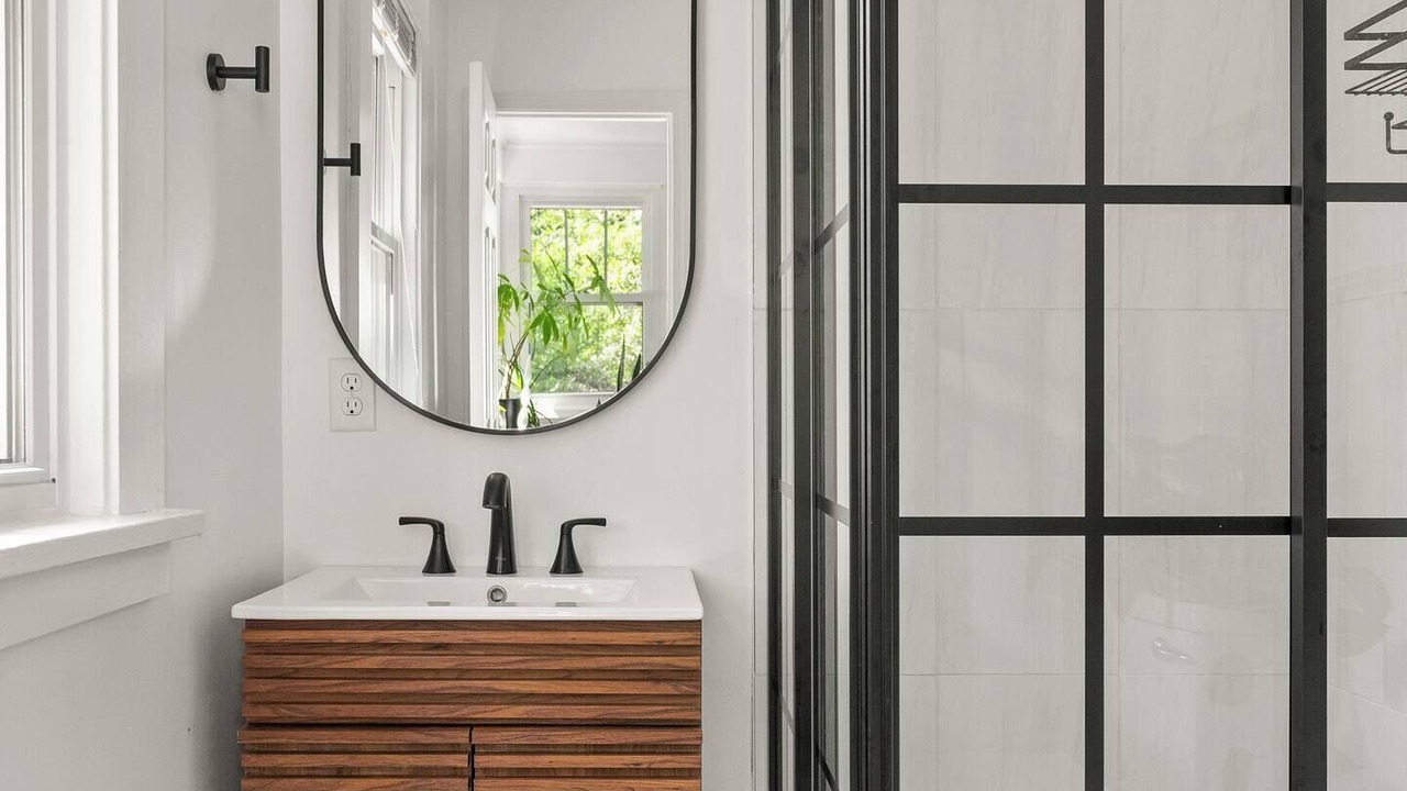 Photo of Bathroom in Beaverdale