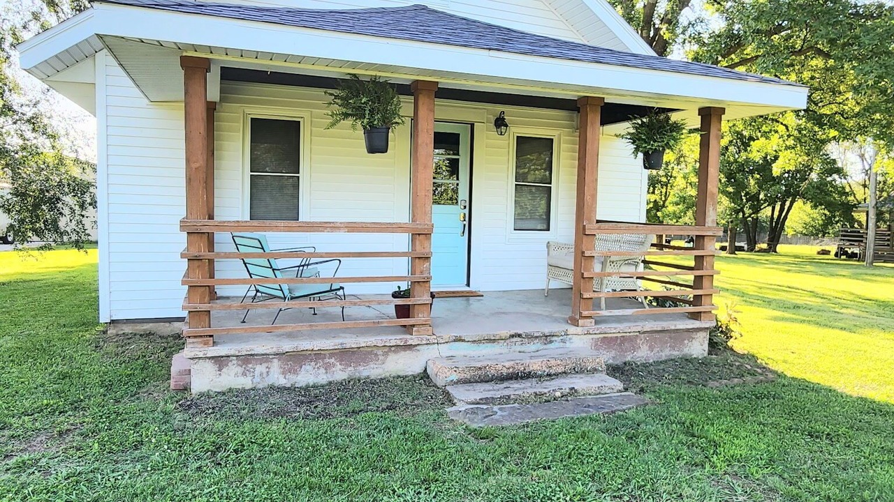 Photo of Outdoor in Cave Springs