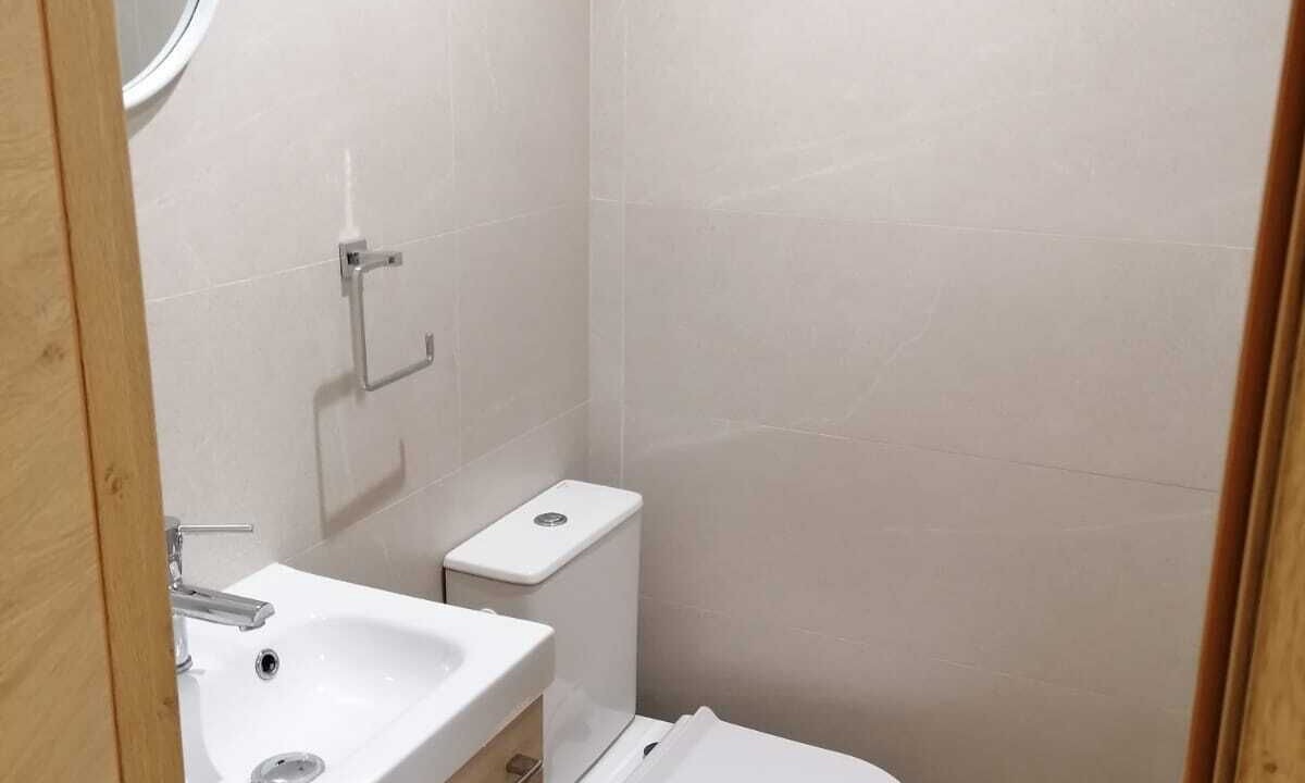 Photo of Bathroom in Camarles