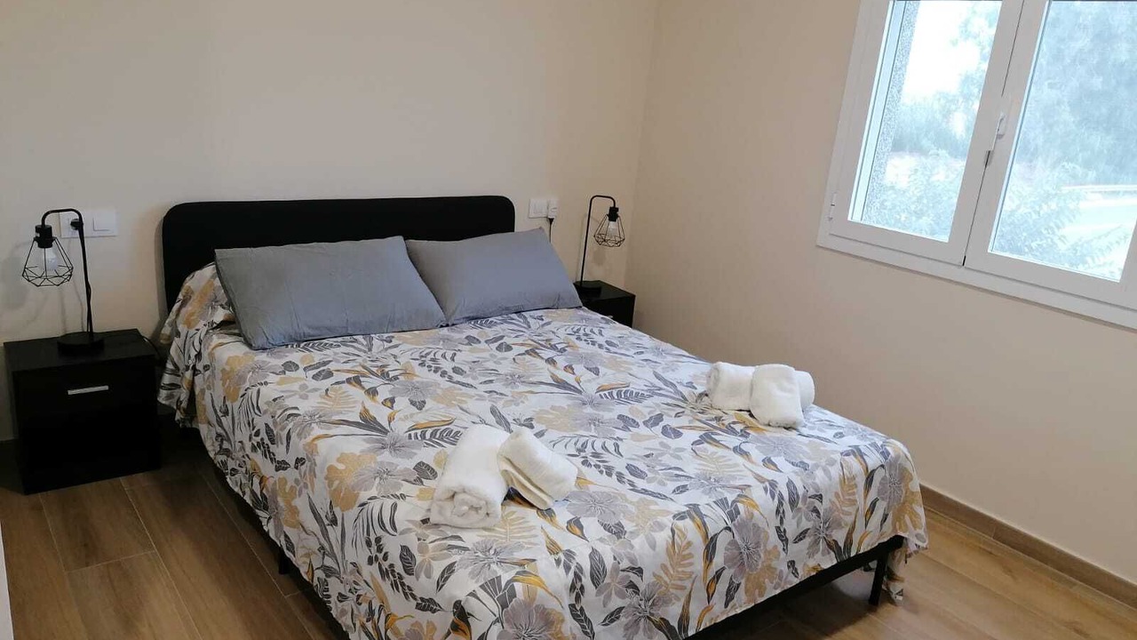 Photo of Bedroom in Camarles