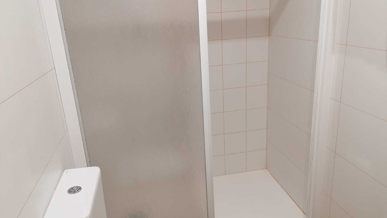 Photo of Bathroom in Camarles