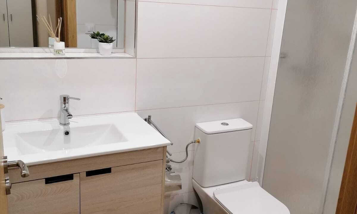 Photo of Bathroom in Camarles
