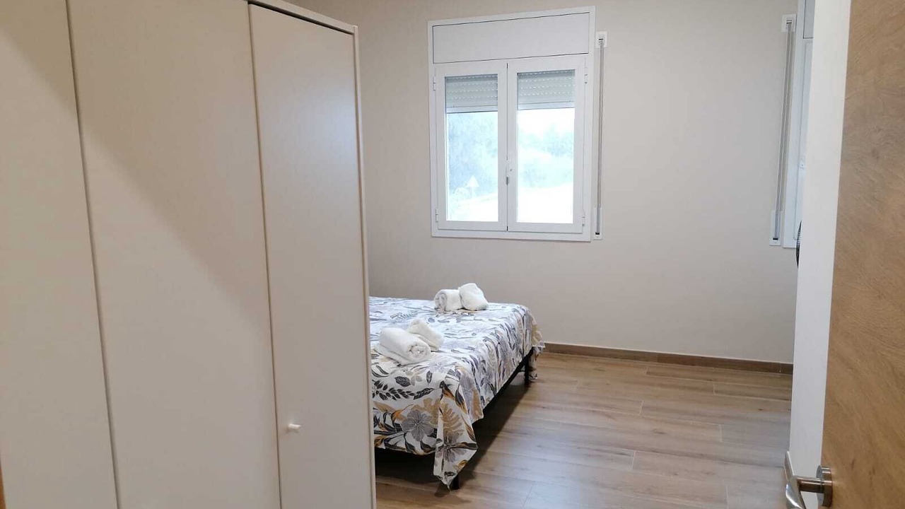Photo of Bedroom in Camarles
