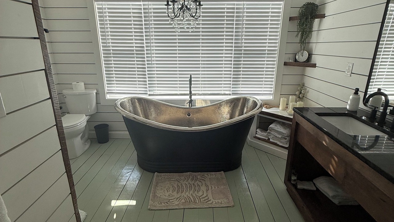 Photo of Bathroom in Johnson City