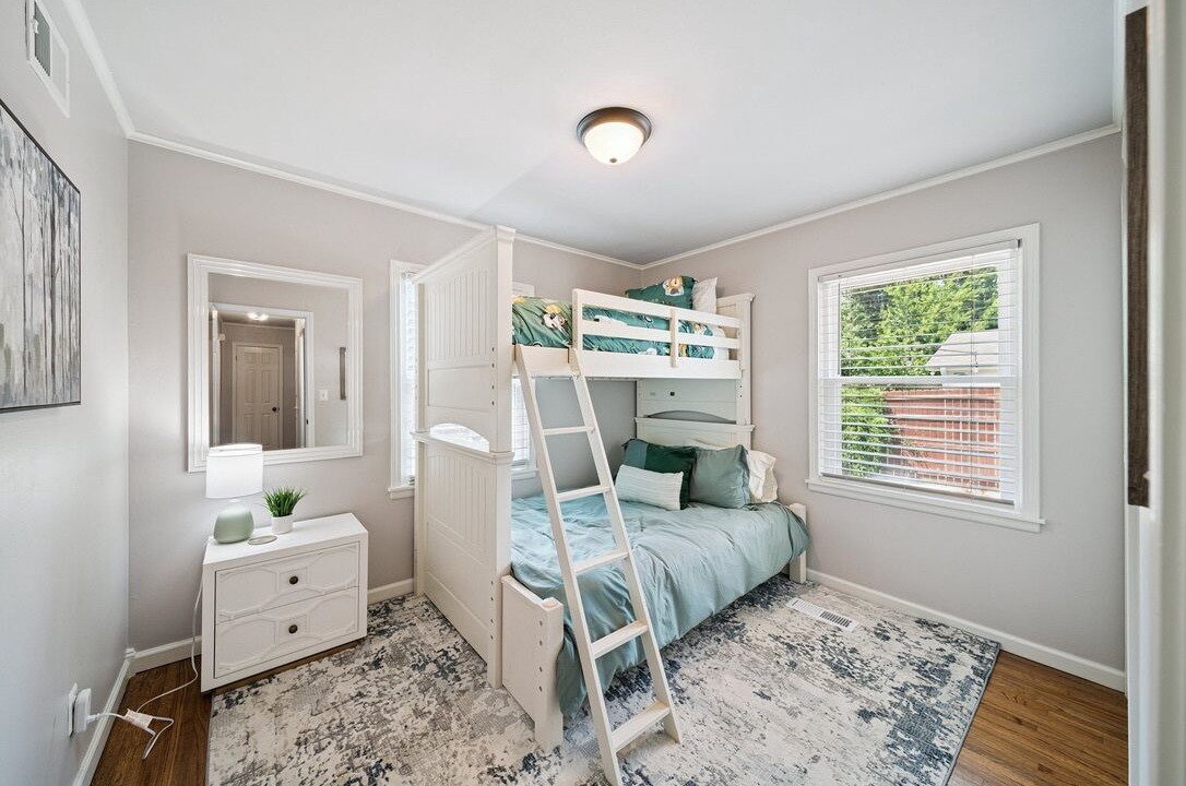 Photo of Bedroom in Broken Arrow