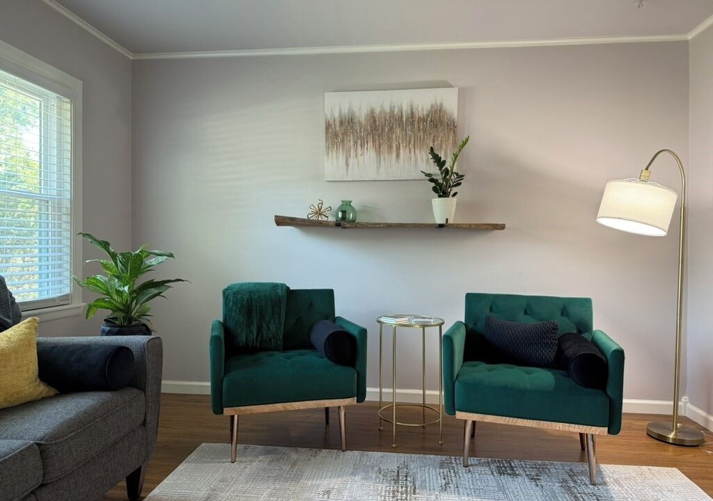 Photo of Livingroom in Broken Arrow