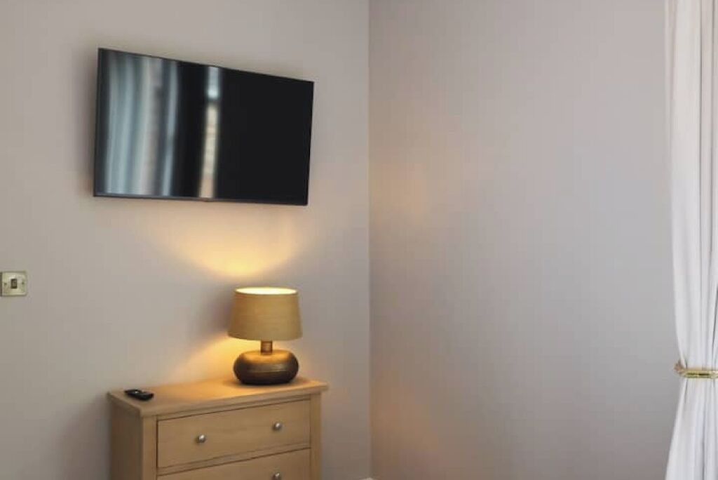 Photo of Others in Thornhill