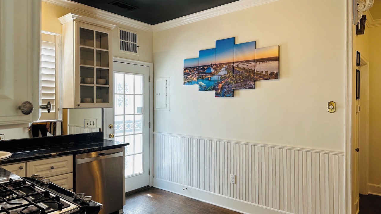 Photo of Kitchen in Central Gardens