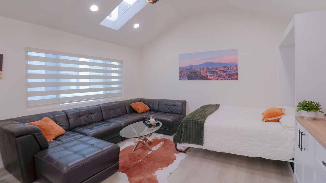 Photo of Bedroom in Burbank