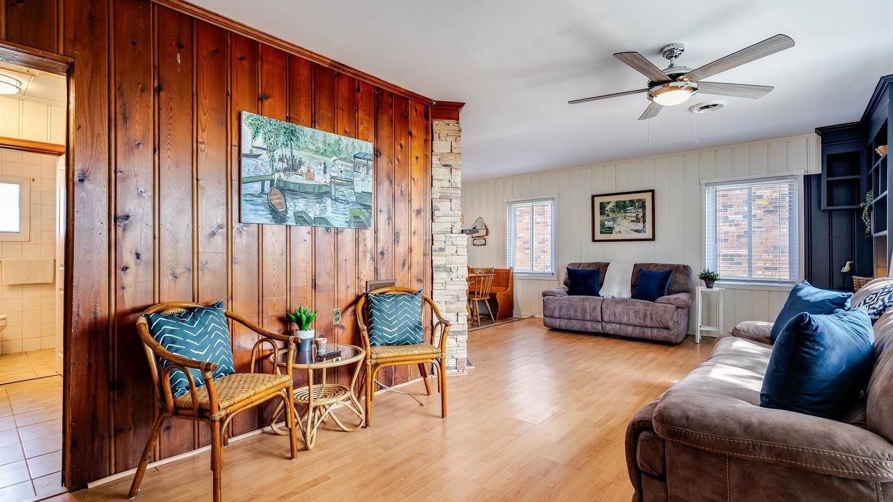 Photo of Livingroom in Leamington