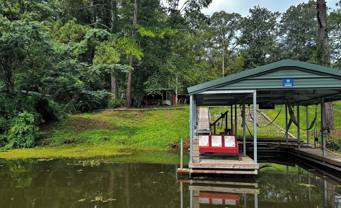 Photo of Others in Hemphill